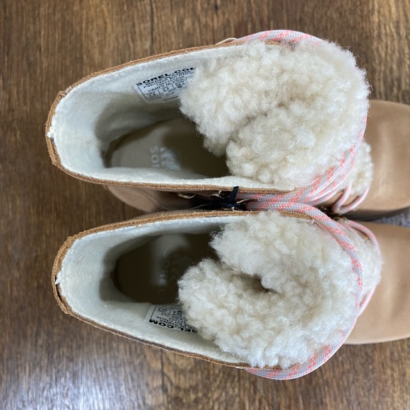NEW Sorel Joan of Arctic Wedge lll Lace Cozy Bootie Womens Size 7.5 Tawny Buff - Picture 7 of 13